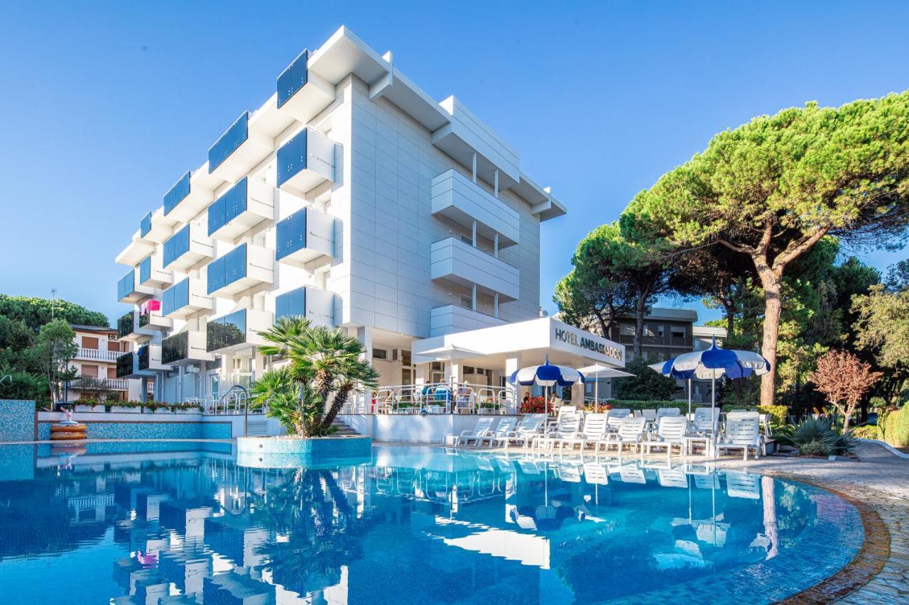 Hotel Ambassador Meuble